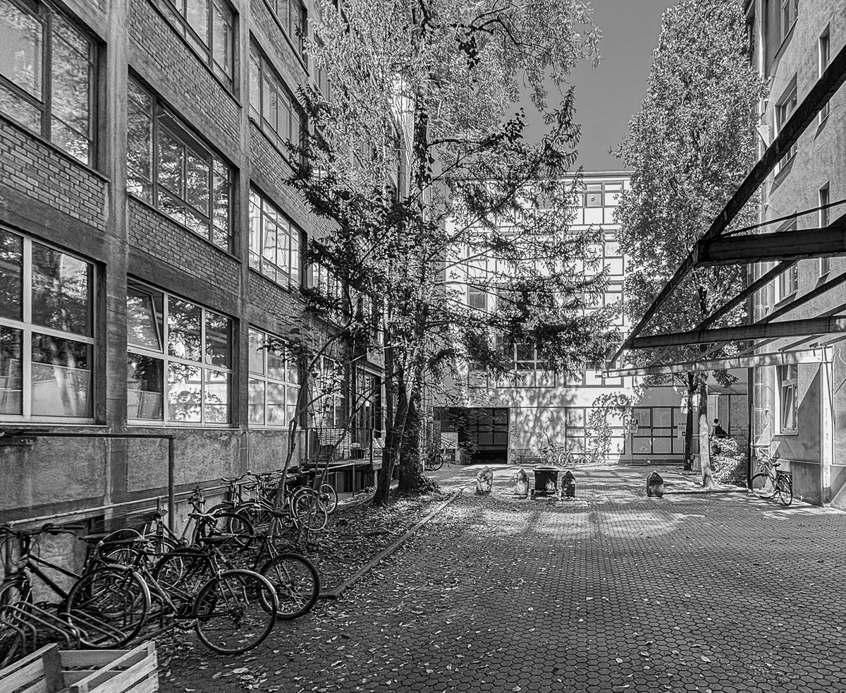 <br />
<b>Warning</b>:  Undefined variable $img_alt in <b>/home/clients/139902027b02ca8b3b5e9f9cb333faed/sites/ifub.de/wp-content/themes/ifub-theme/template-project.php</b> on line <b>130</b><br />
