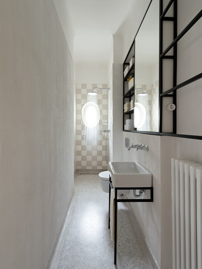 Das Duschbad – Foto: Sorin Morar