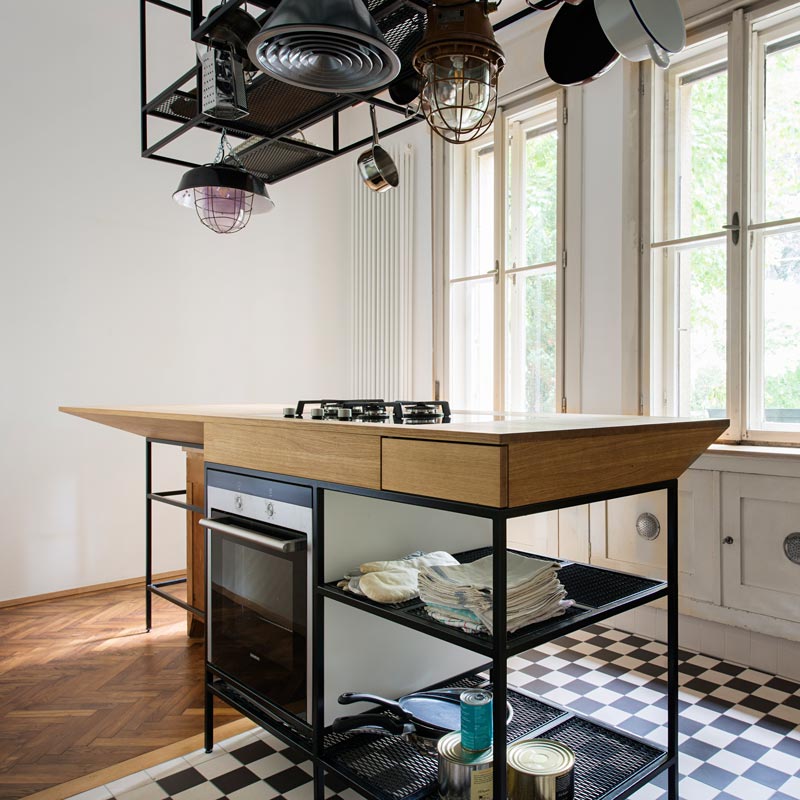 Die Kücheninsel – Foto: Sorin Morar