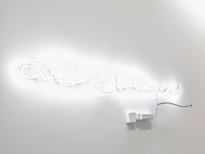 Illuminated sign – Photo: Eduardo Perez