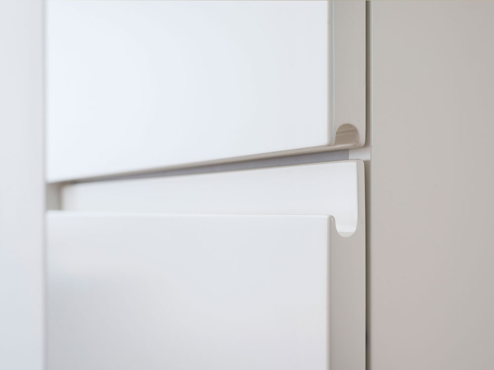 detail of handles – Photo: Sorin Morar