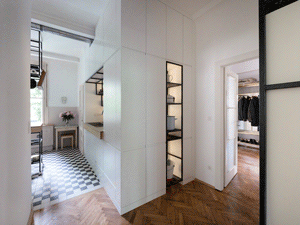 Der Apothekerschrank – Foto: Sorin Morar