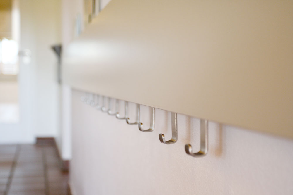 Detail Kindergarderobe – Foto: Johanna Kurz